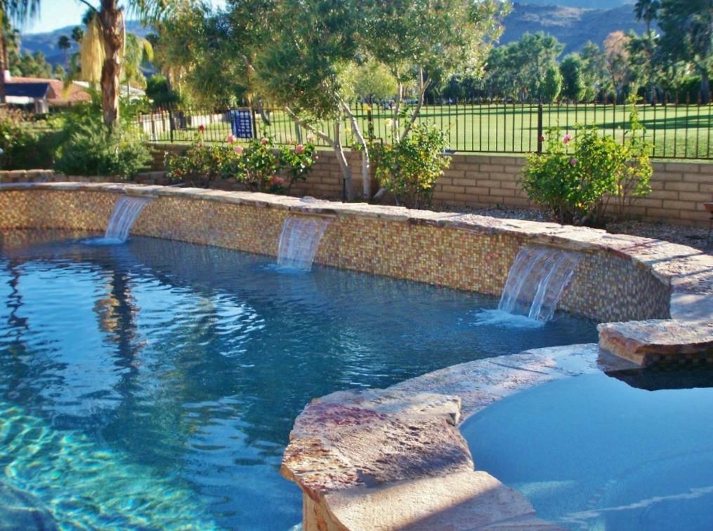 Palm Springs Golf Course Home Private Pool And Spa! ภายนอก รูปภาพ