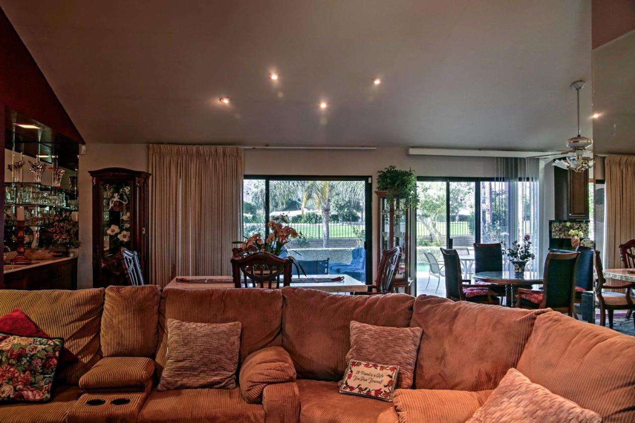 Palm Springs Golf Course Home Private Pool And Spa! ภายนอก รูปภาพ